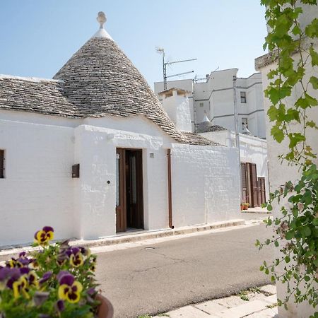 Апартаменты Trullo Dal Cavaliere Альберобелло Экстерьер фото