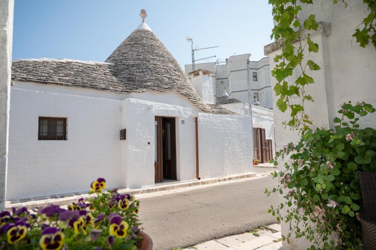 Апартаменты Trullo Dal Cavaliere Альберобелло Экстерьер фото